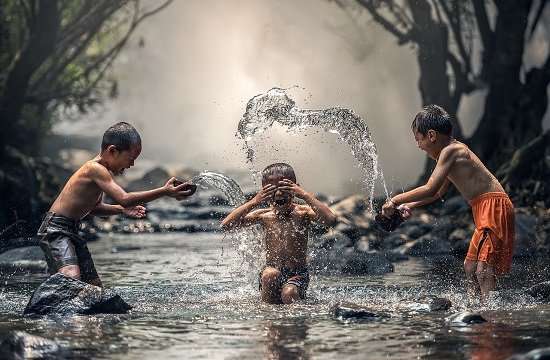 bambini che ridono
