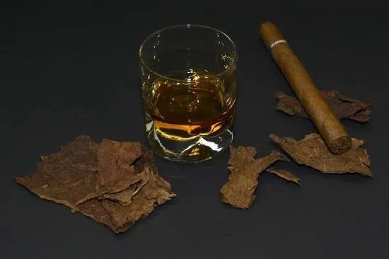 sigaro whisky