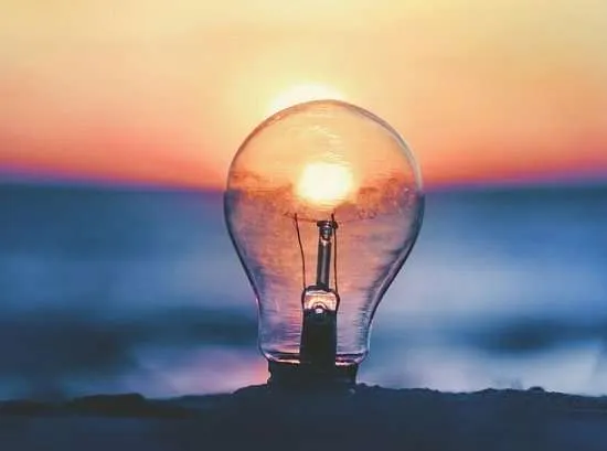 lampadina tramonto